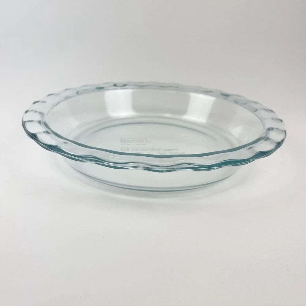 Pyrex Easy Grab Glass Pie Pan Plate Flat Fluted Dish Vintage 9.5